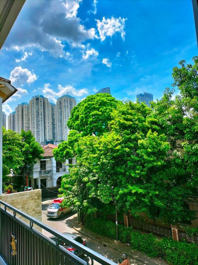 Cozy Residence Tomang Jakarta Exterior photo